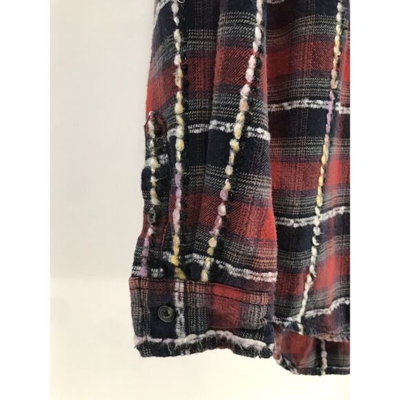 BDG Red Black Plaid Flannel Button Down Shirt Womens M - Picture 4 of 9